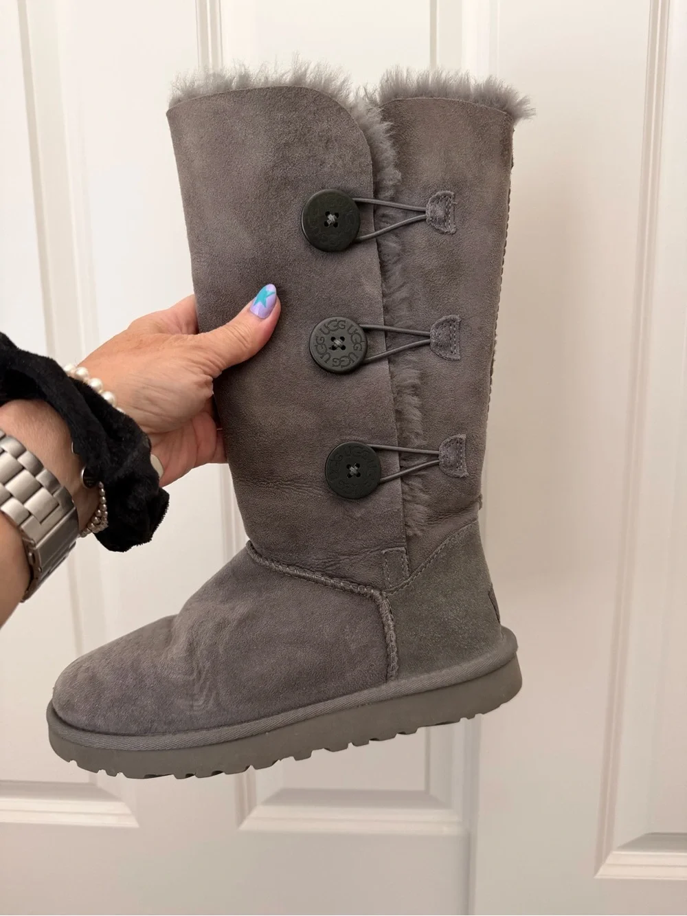 UGG Chestnut W Bailey Button Triplet Tall Boots